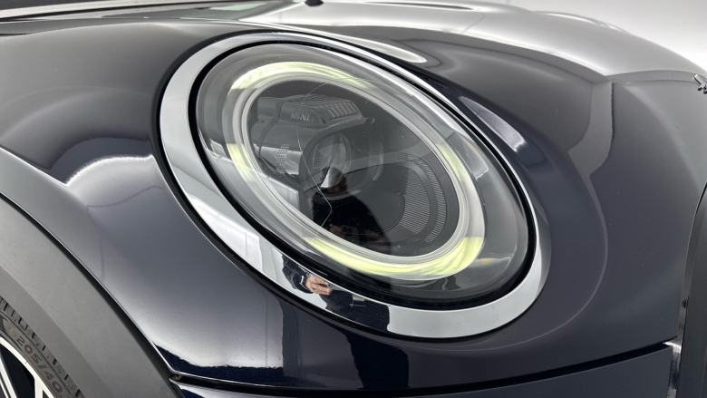 MINI Hatchback 1.5 Cooper Exclusive 5dr Auto [Nav Pack] Petrol Hatchback